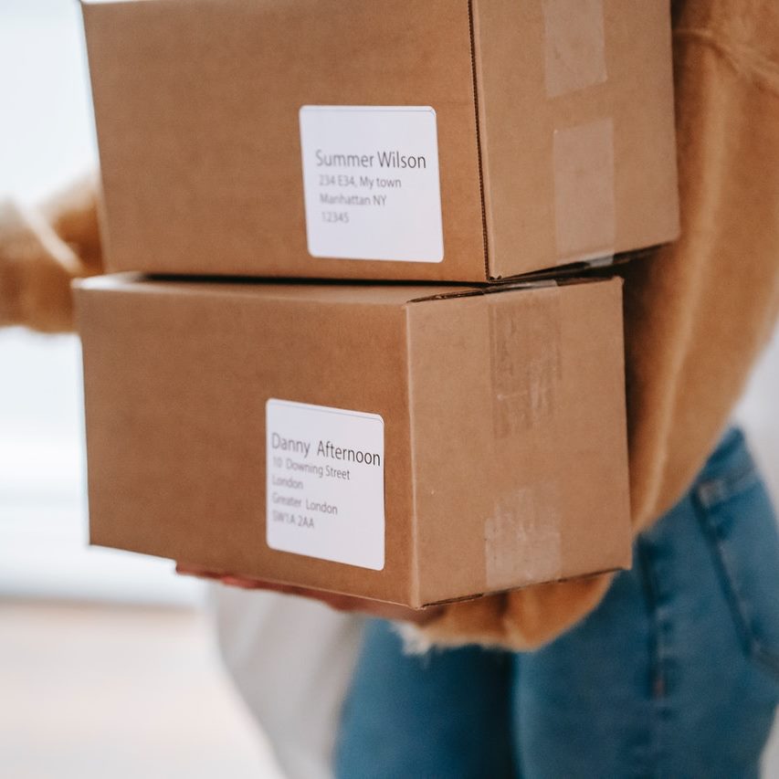Tips on How to Save Money on Parcels - Fine Art Shippers