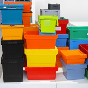 heavy duty plastic crates