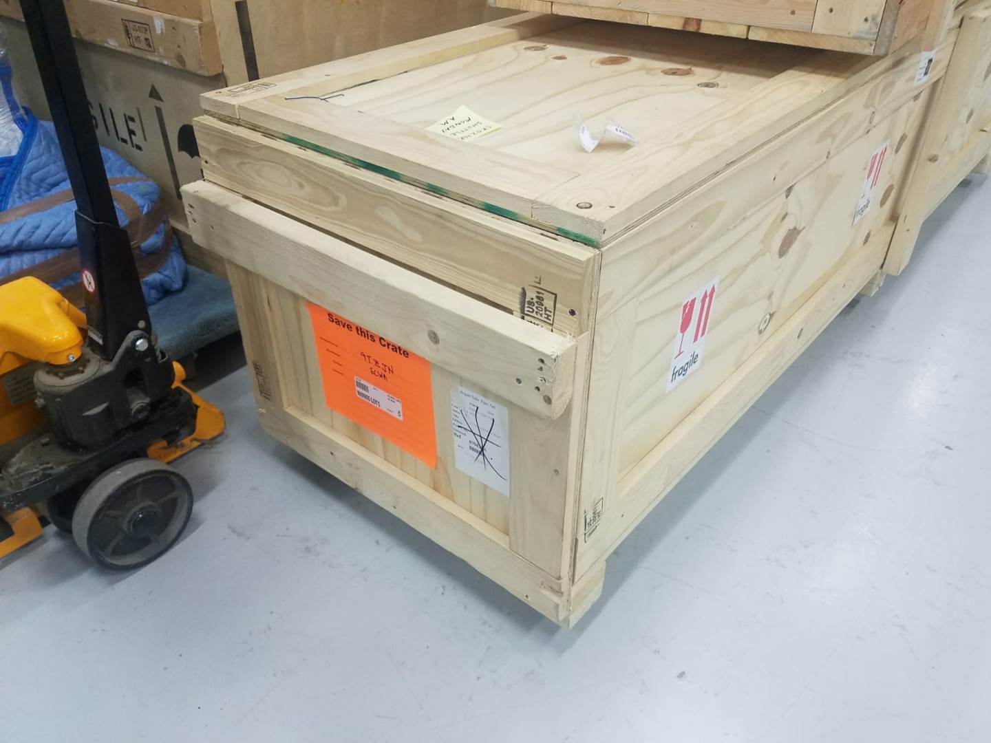 Art shipping crate