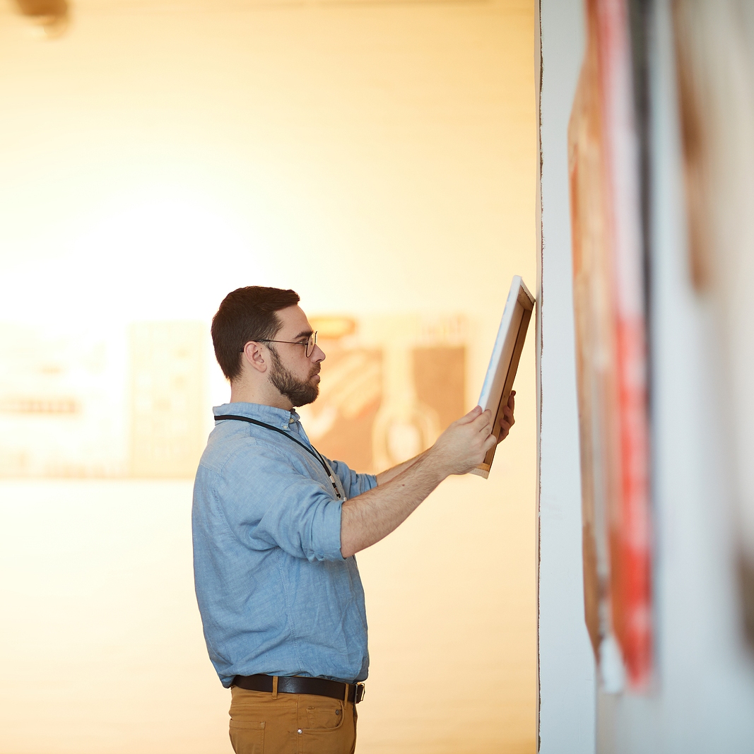 3 Real Benefits Of Working With Professional Picture Hangers   Picture Hangers 