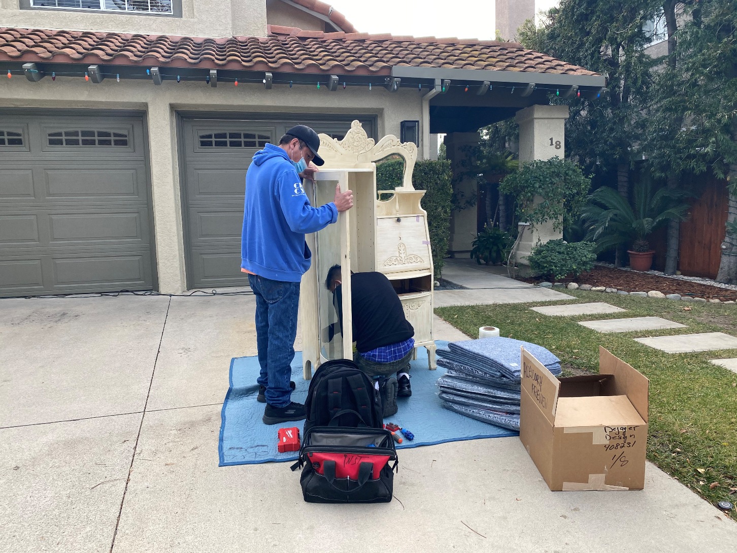 On-Site Packing & Crating of Antique Furniture