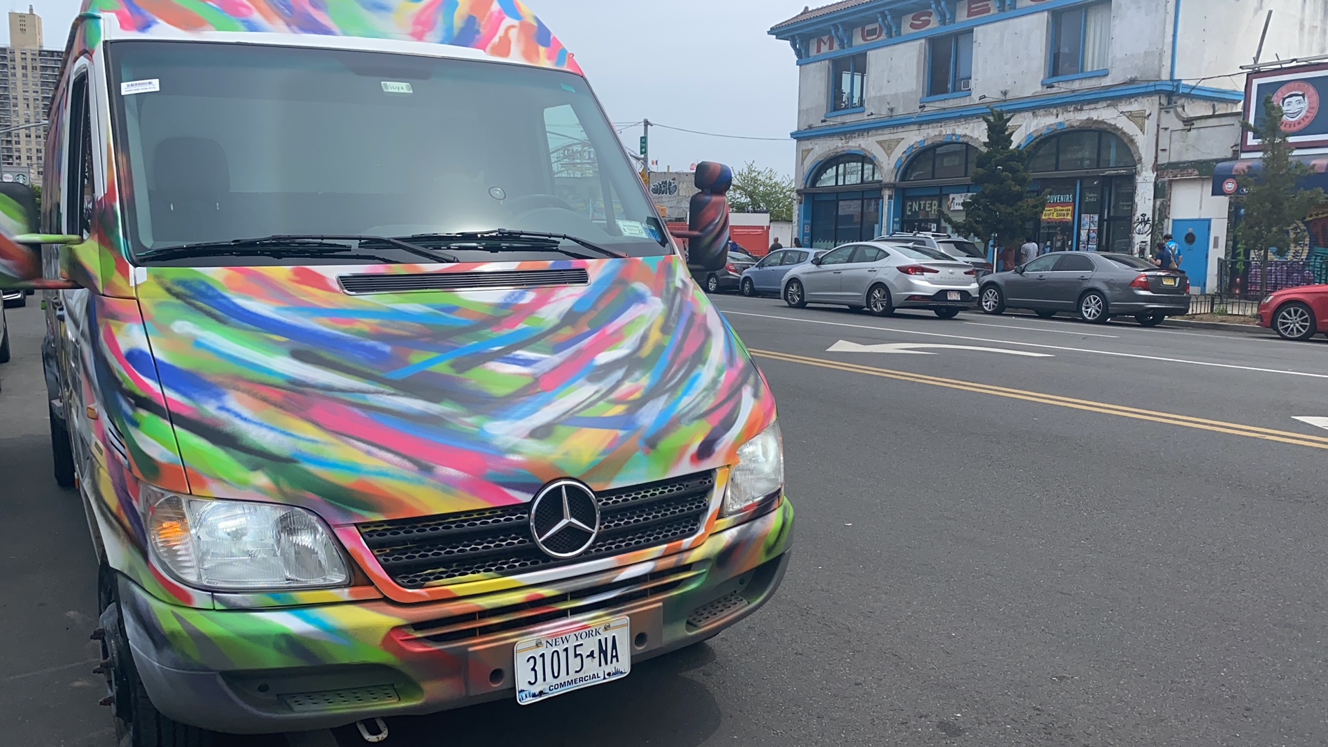 Da Race on Wheels: Art Project by Mitchell Schorr & Fine Art Shippers