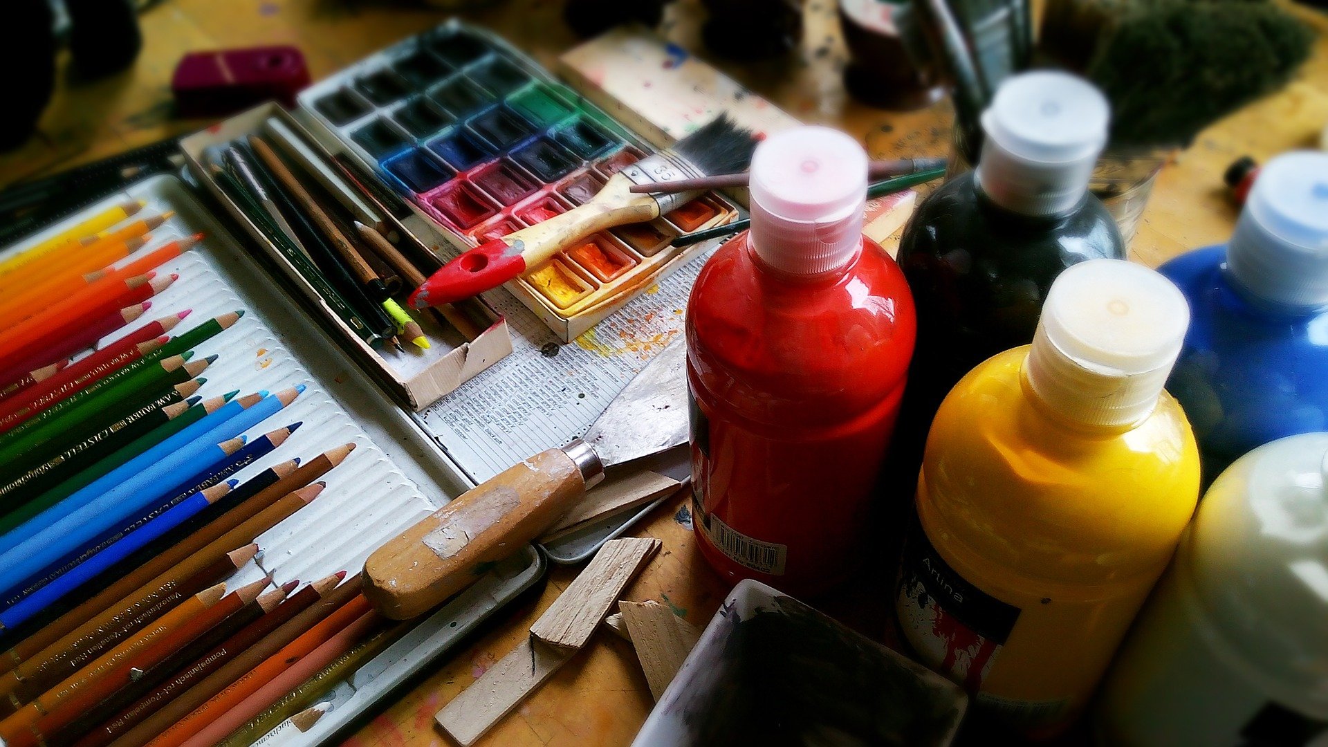 Art Classes in Education: The Importance of Creativity Development