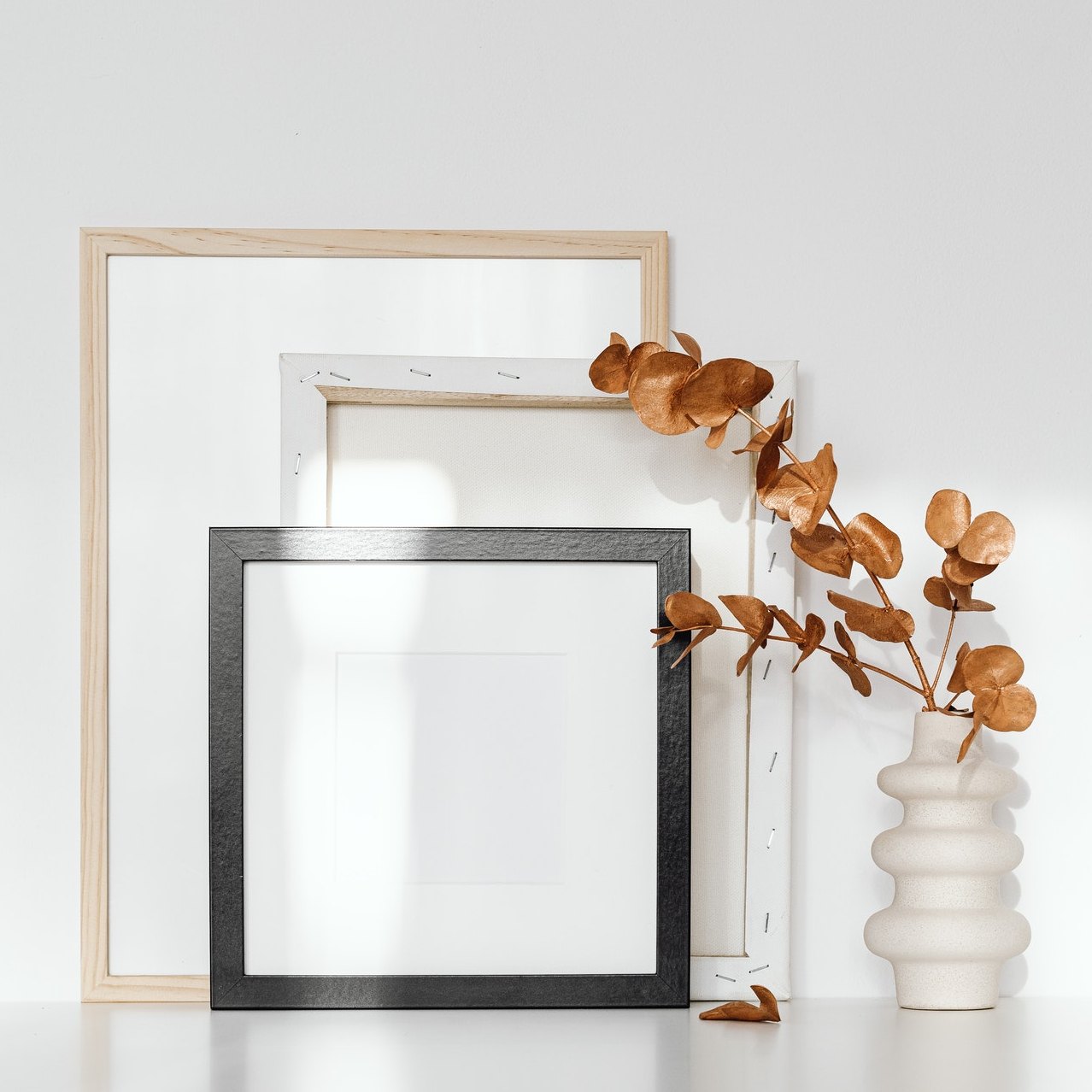 Less Is More: How to Pack Picture Frames Efficiently