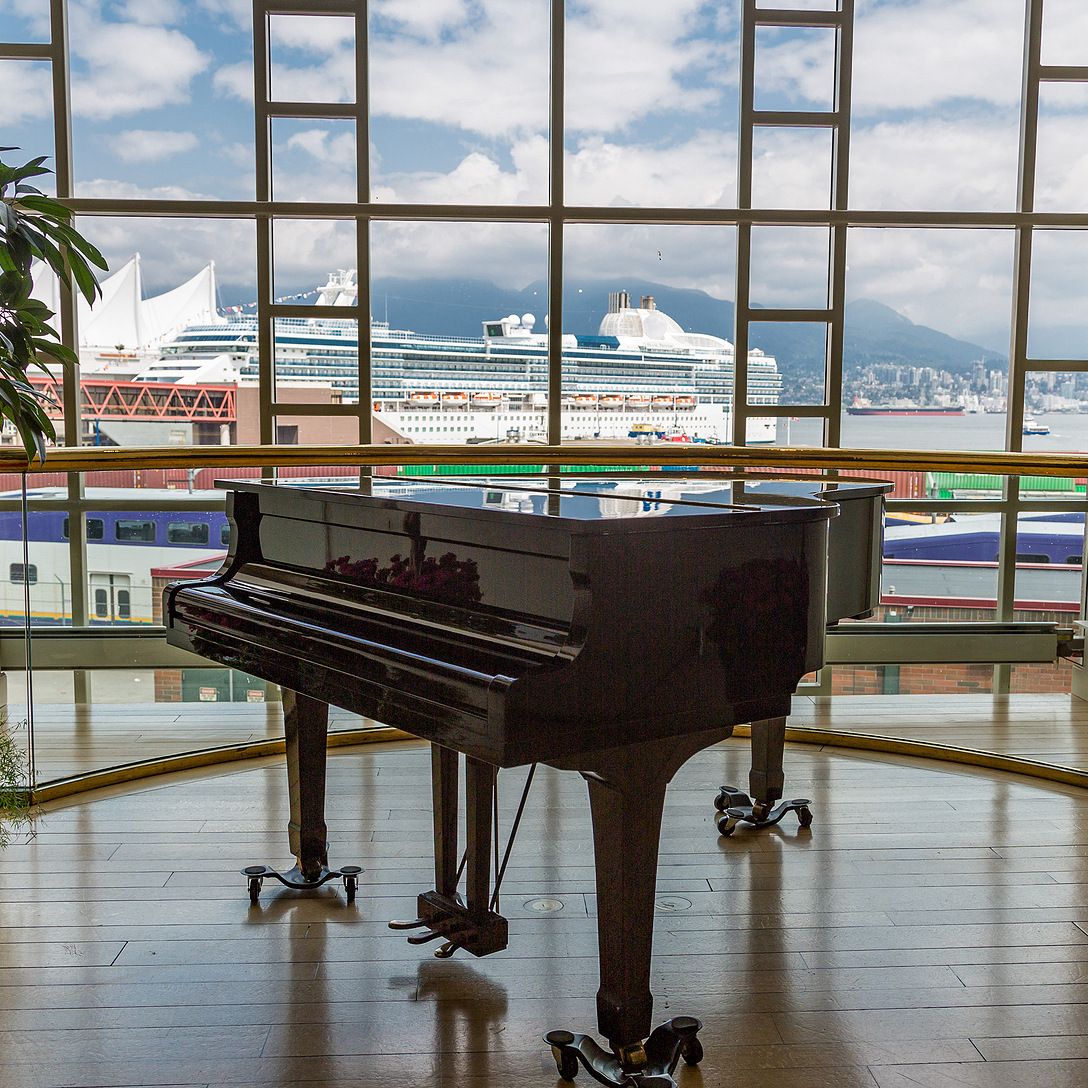 How to Ship a Piano: Tips from Professional Art Handlers