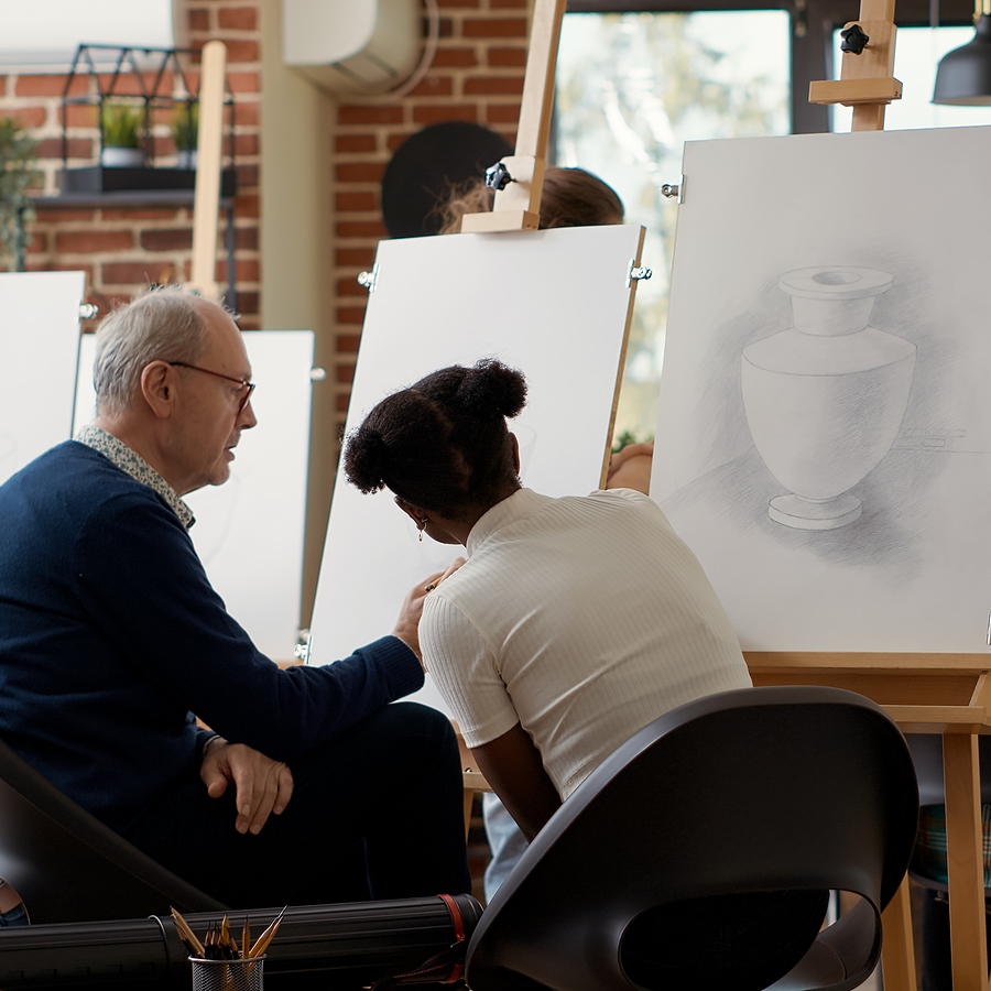 7 Helpful Tips to Improve Your Drawing Skills in a Fine Arts School
