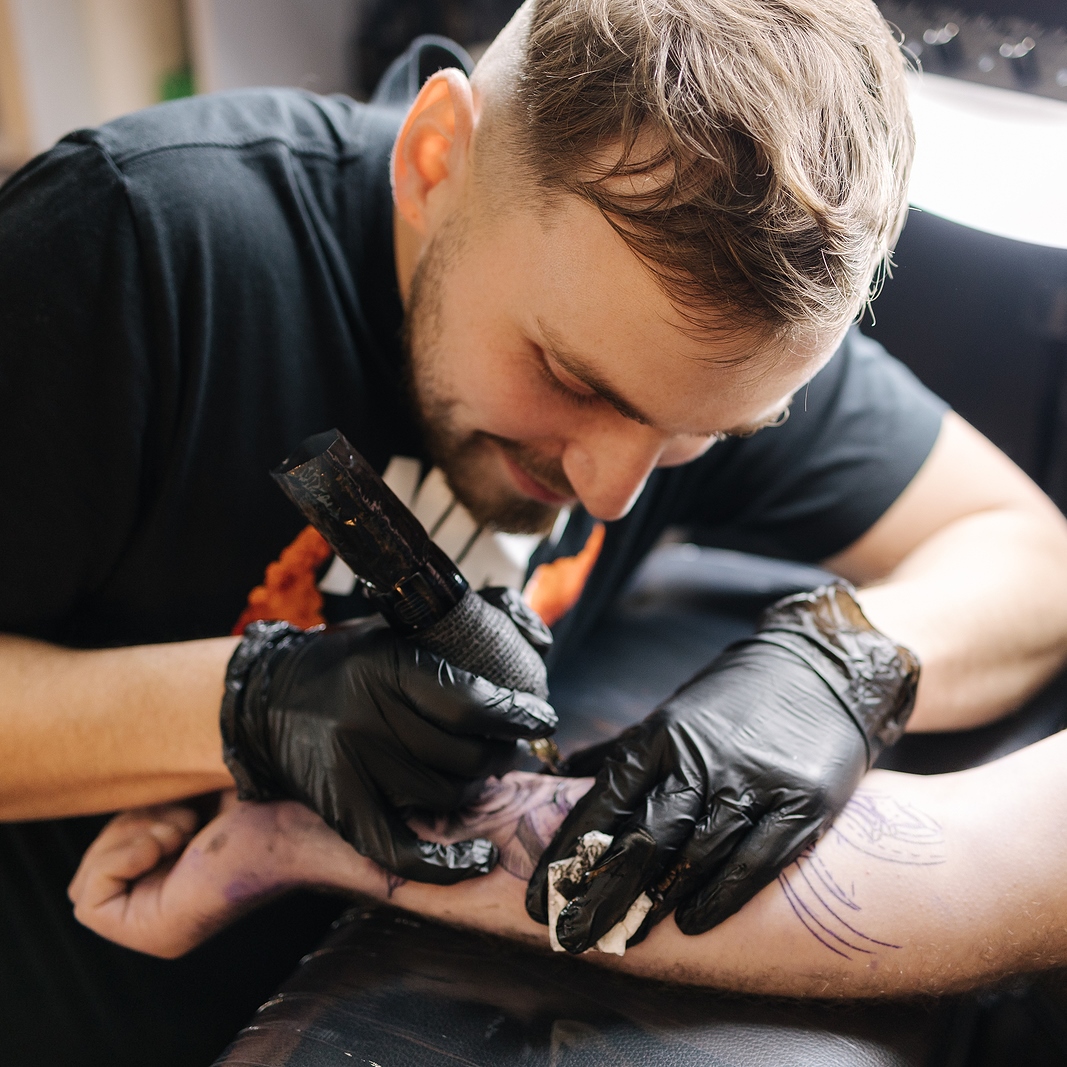 How Using Stencils Can Help You Achieve Better Tattoos