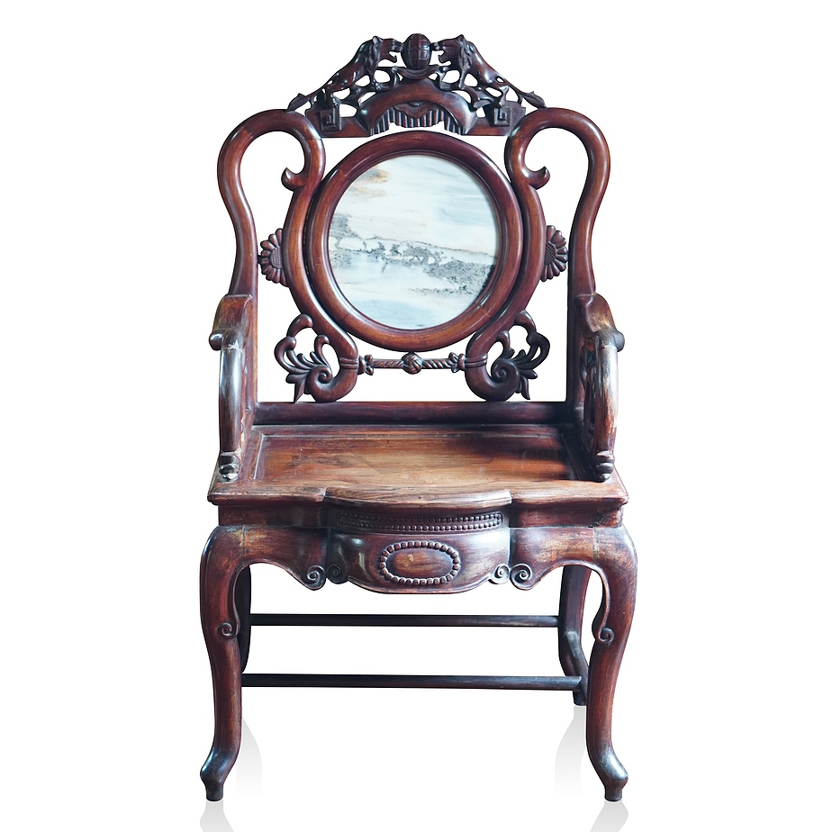 Why Opt for a Professional Antique Furniture Shipping Service