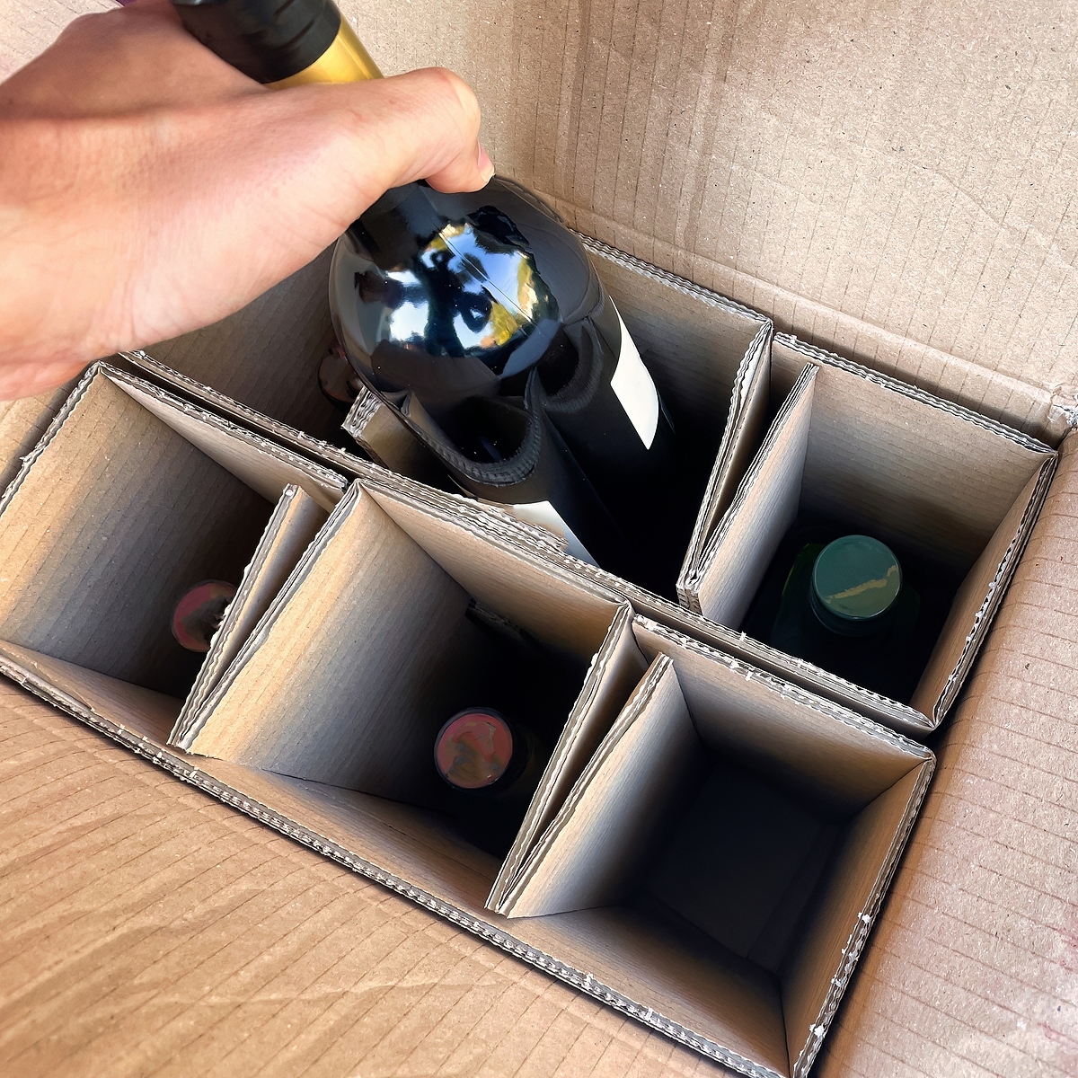 Fine Art Shippers Offers Collectible Wine Delivery Services