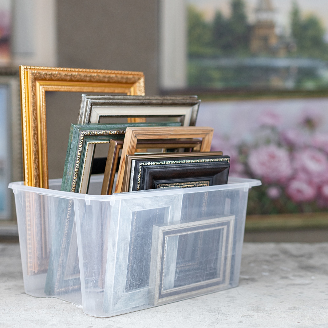 How to Pack Paintings for Storage