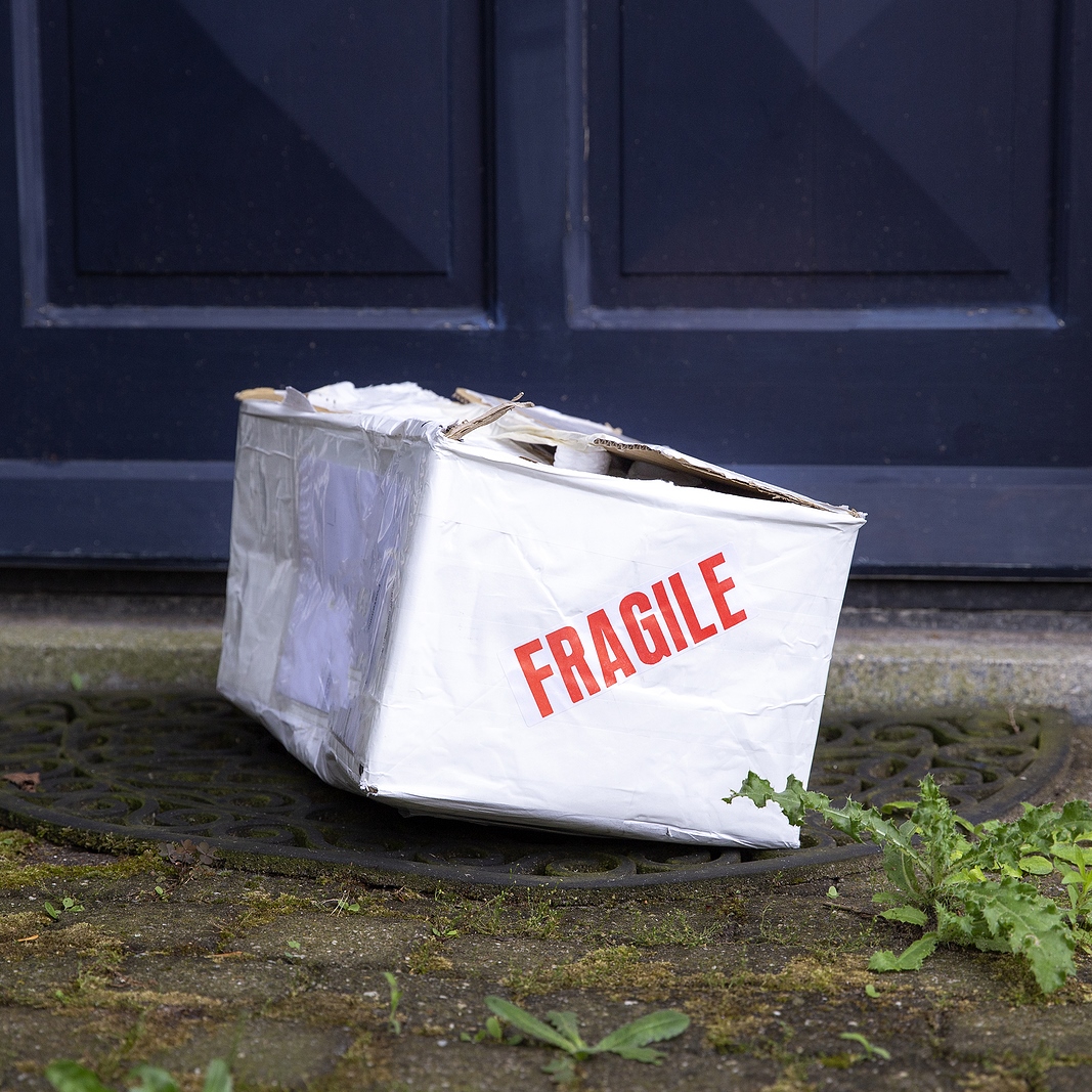 Worst Fine Art Packaging Supplies, And What to Use Instead