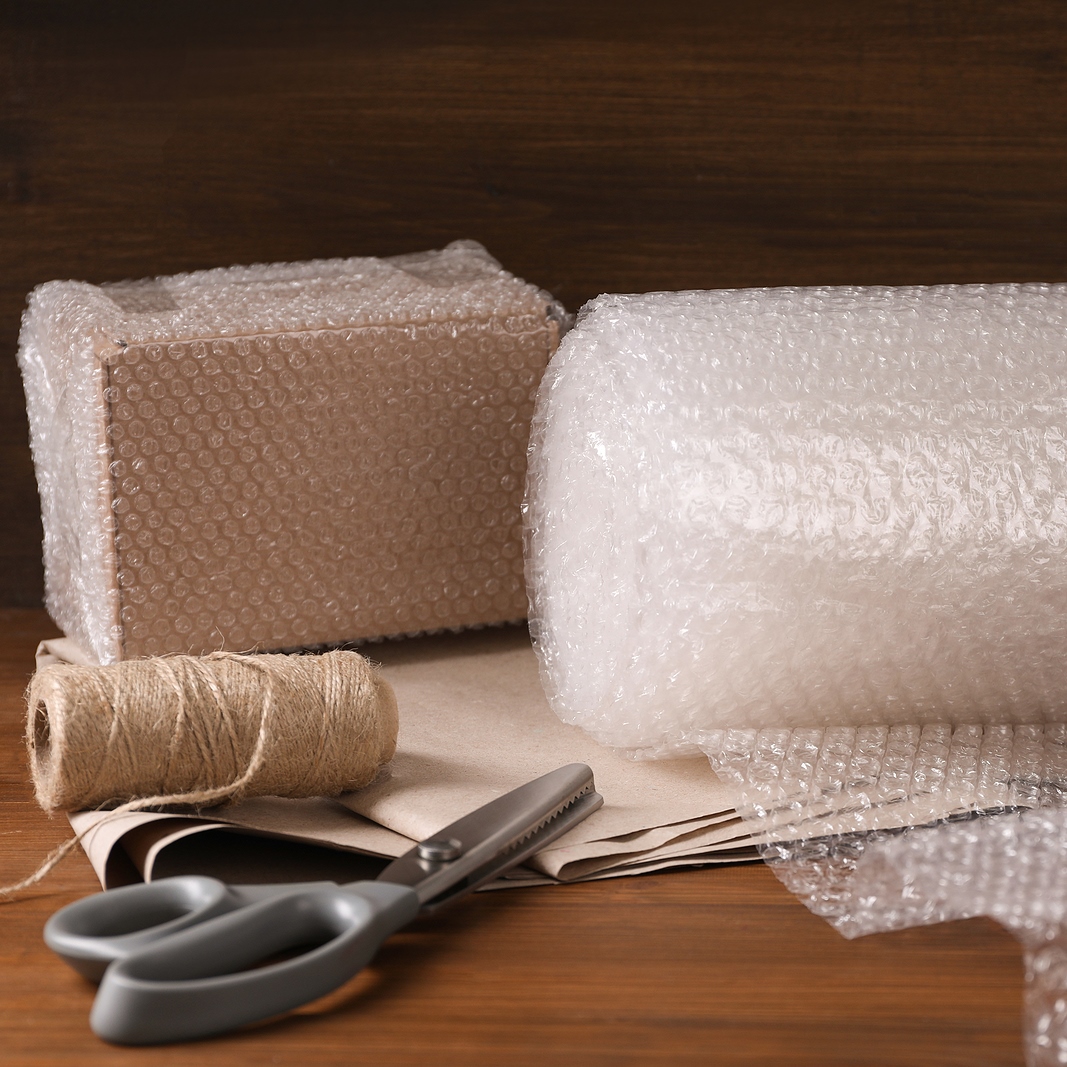 Packing Paper vs Bubble Wrap for Shipping I Which is Better