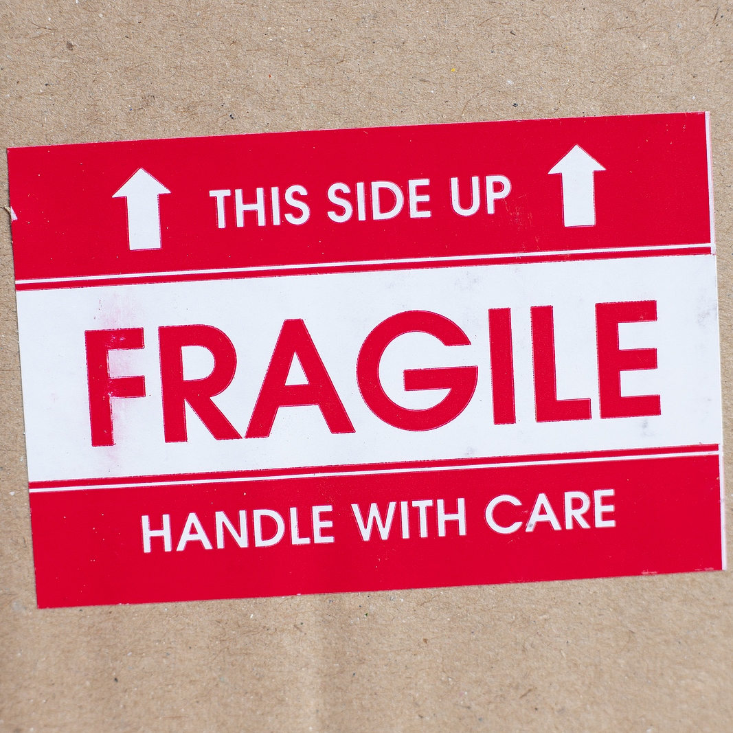 how-to-get-everything-prepared-for-fragile-package-shipping