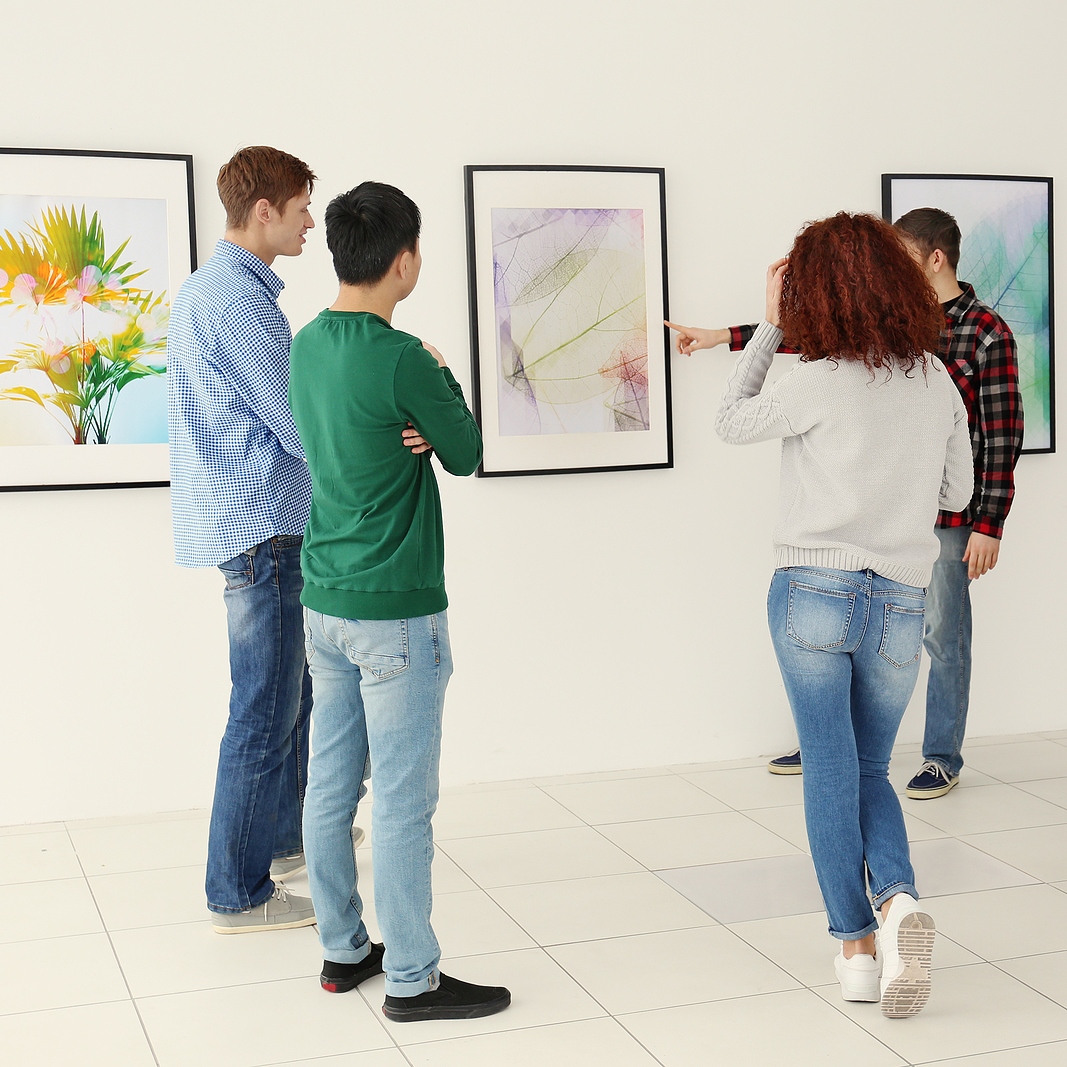 Mastering the Art of Selling Artwork: Tips and Strategies