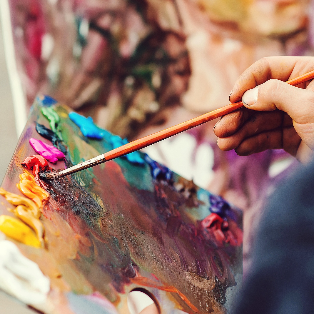 What Does Art Education Teach? Things to Know in 2024