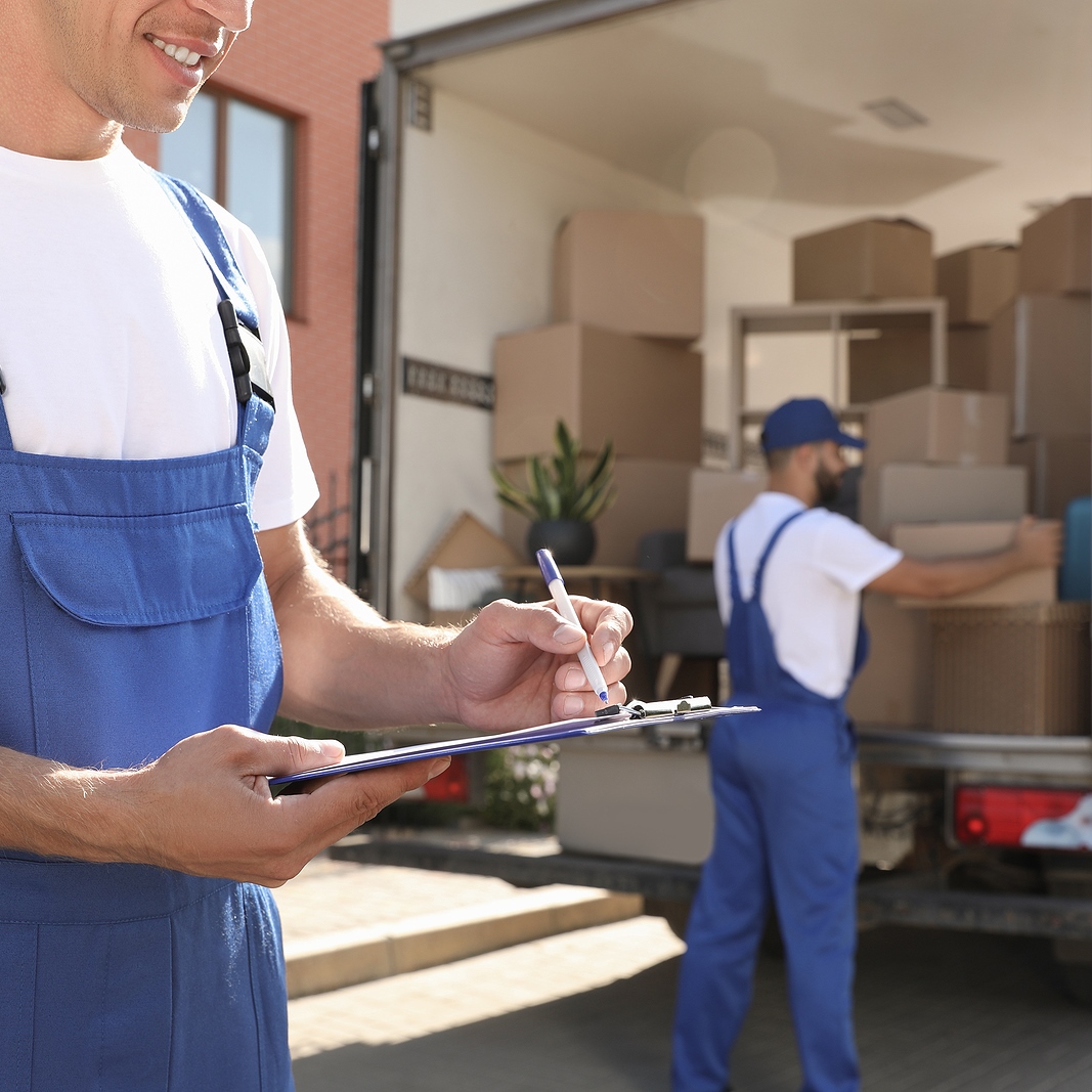 Effortless Relocation: Unveiling the Advantages of Professional Movers