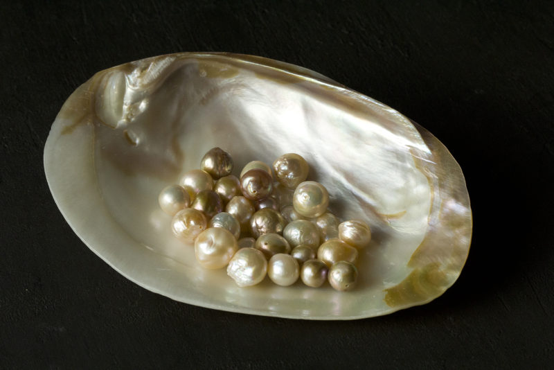Understanding Pearl Grades and Quality: Tips for Collectors