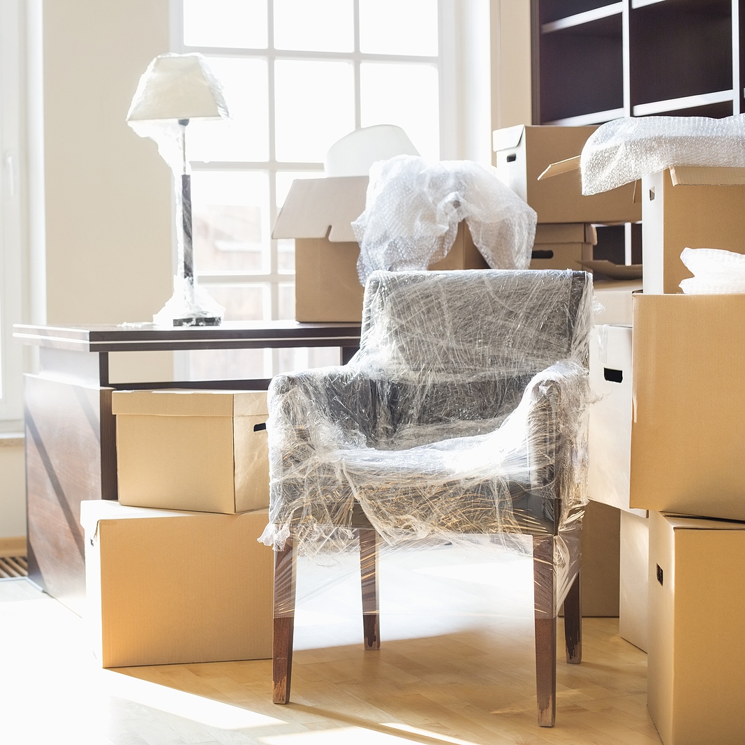 Moving Soon? Here’s How to Ship Different Kinds of Furniture