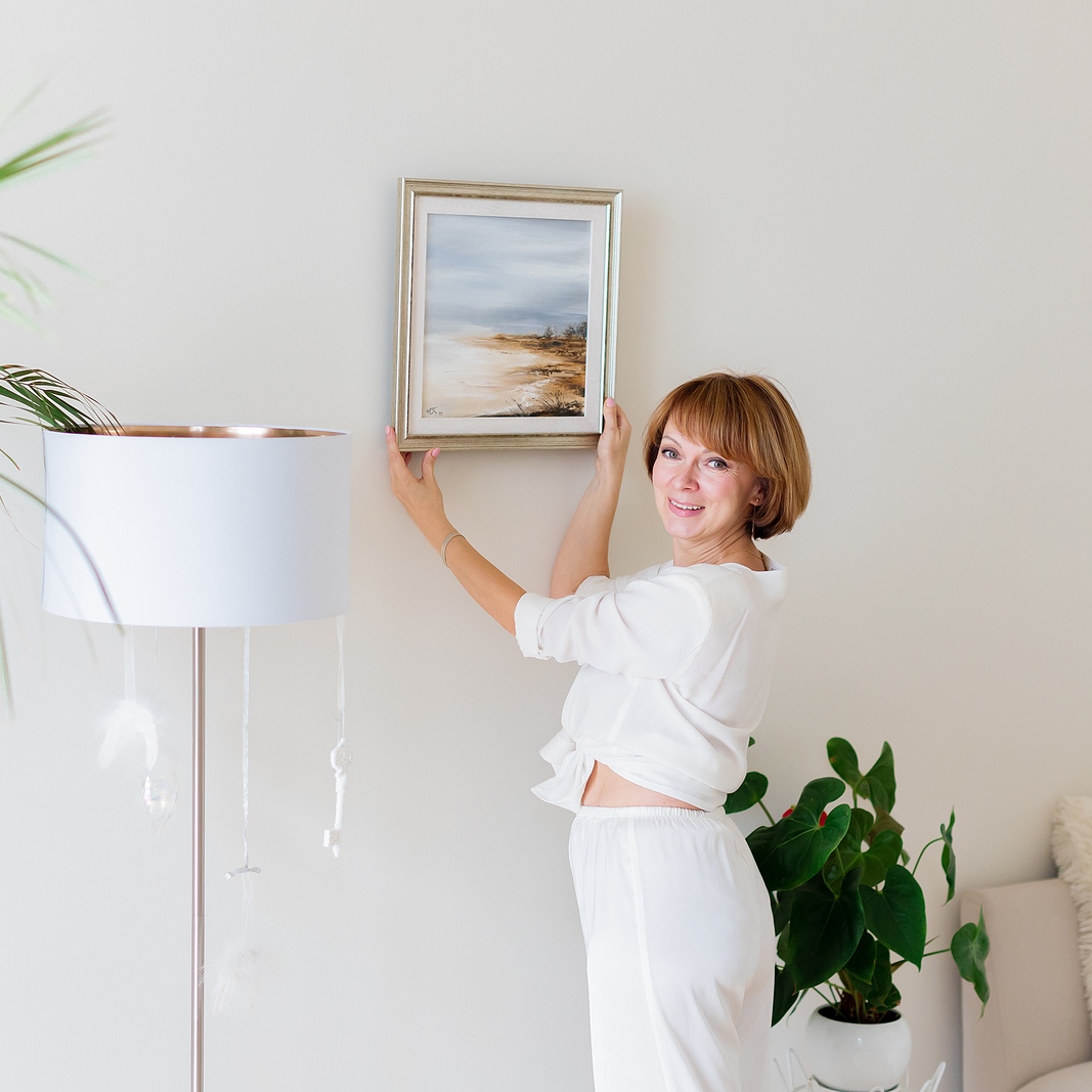 How to Decorate Your Rental Apartment with Art: Creative Tips