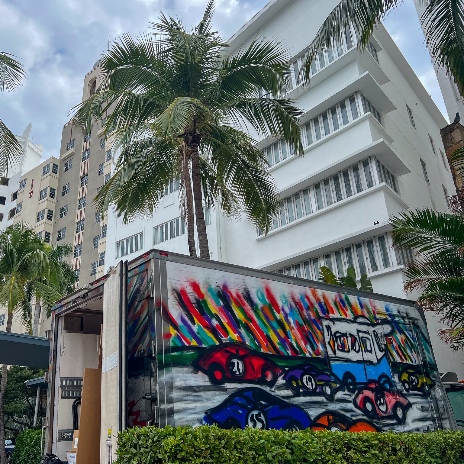 Art Moving Transport Selection and Specialized Equipment Review