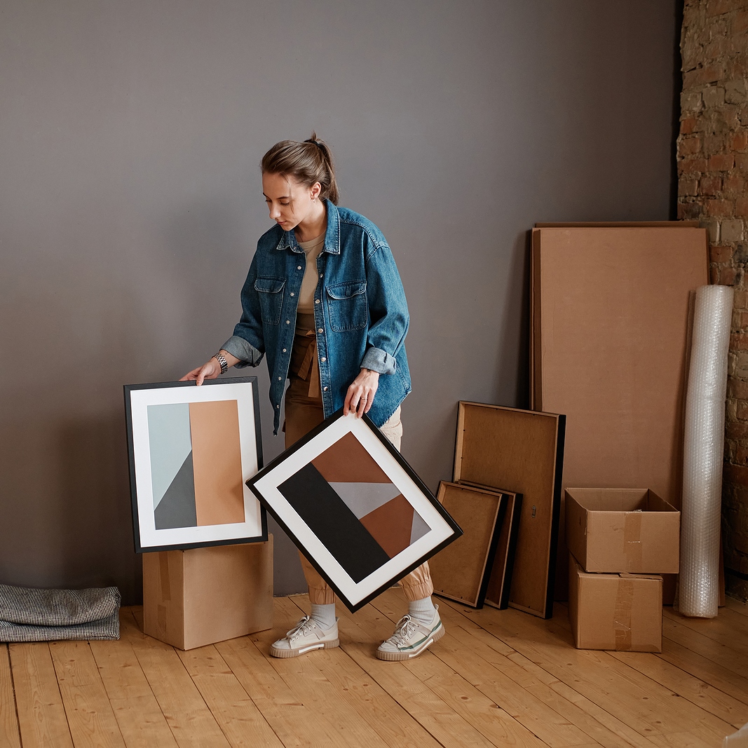 Art Packing Materials to Protect a Painting in Transit