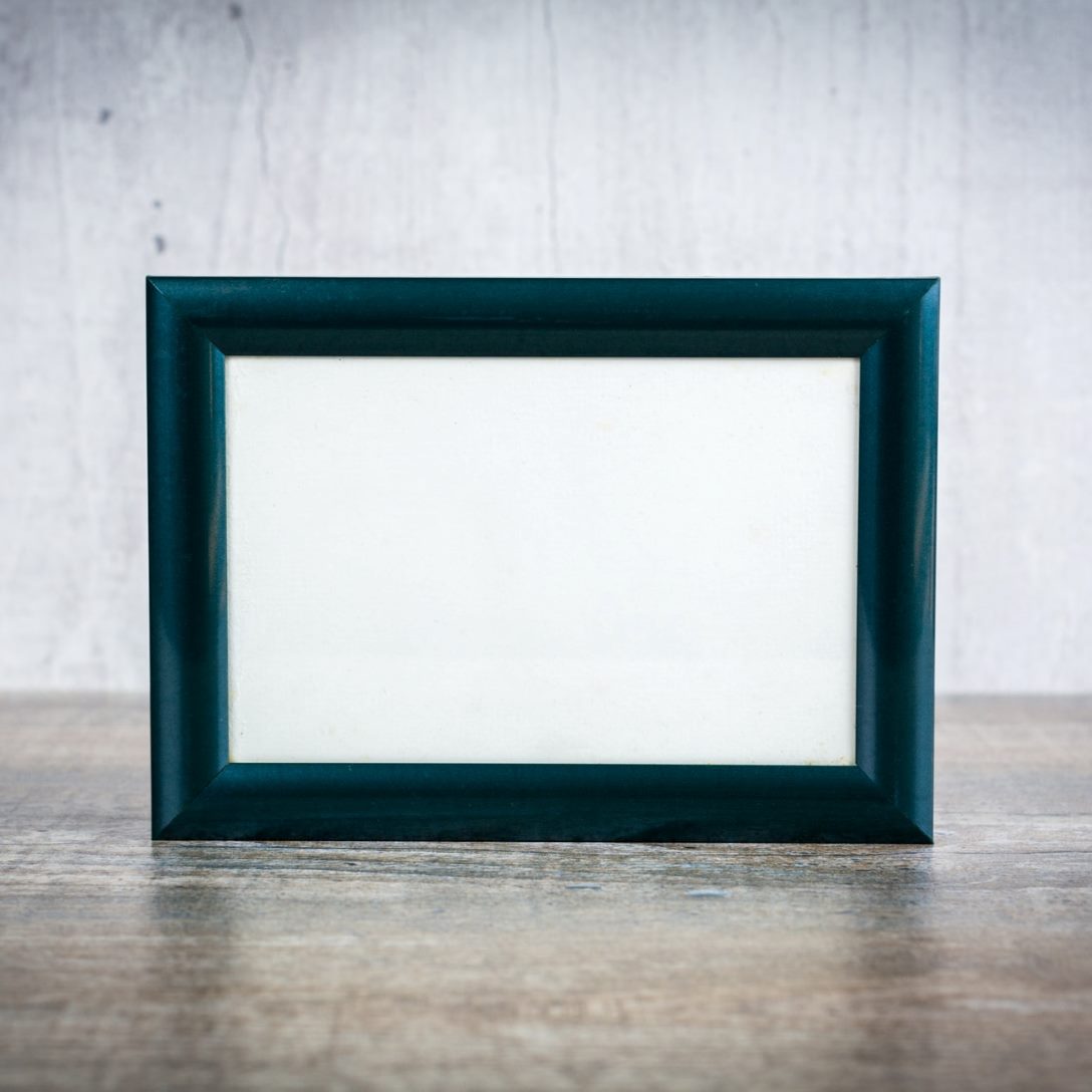 This is How to Pack Large Picture Frames