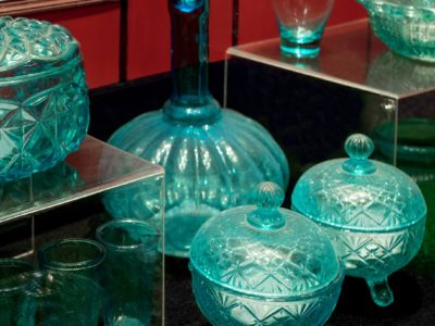 How to Pack Collectible Glassware for Safe Shipping?