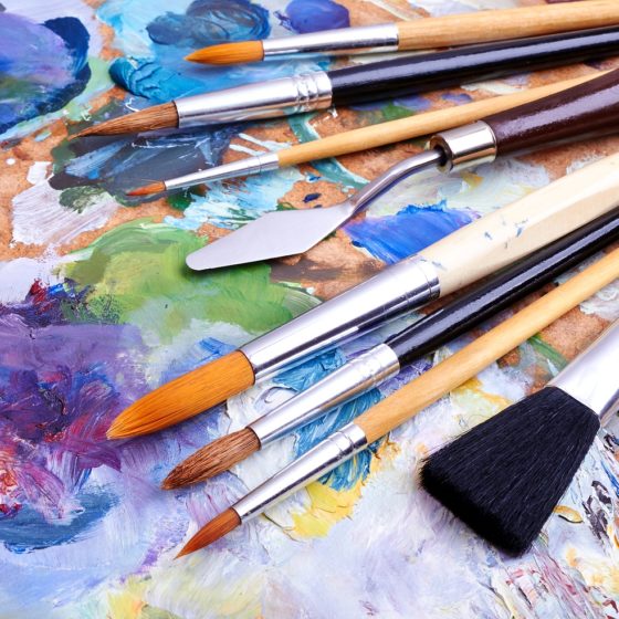 How Social Media Shapes Our Perception of Creativity and Awareness