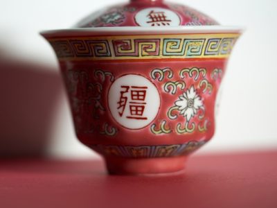 How to Store Pottery?