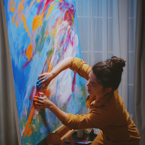 The Art of Gifting: How to Choose Artworks for Special Occasions
