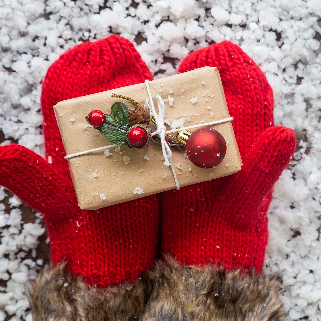 Our Professional Art Courier Company Wishes You a Merry Christmas!