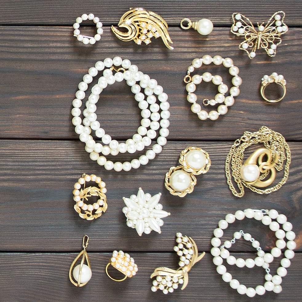 Understanding Pearl Grades and Quality: Tips for Collectors