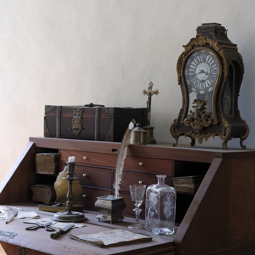 Tips from Fine Art Transportation Company: Antiques for Your Home