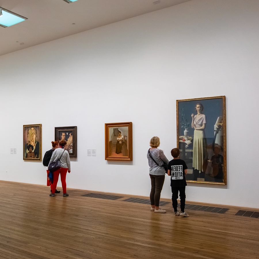 What Is the Difference between Contemporary and Modern Art?