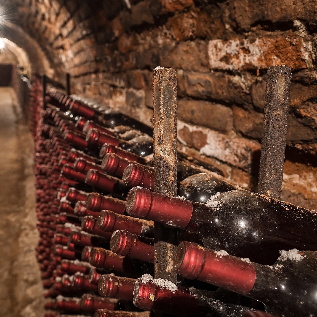 Fragile Freight Handling: Our Premium-Level Wine Delivery Service