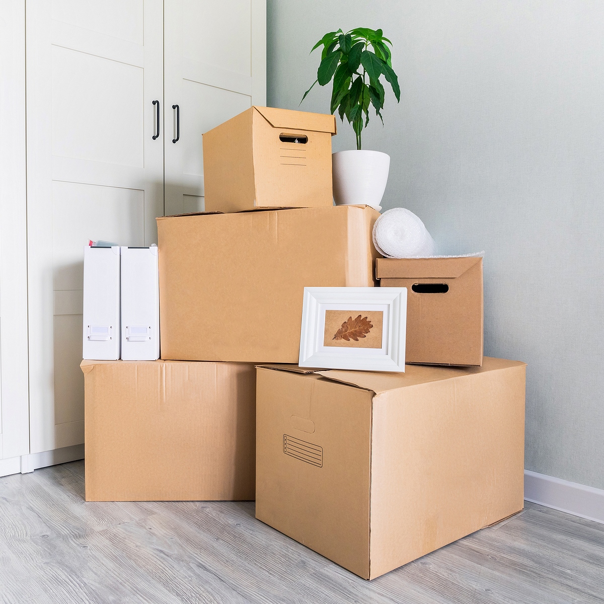 How to Choose the Right Art Moving Service?