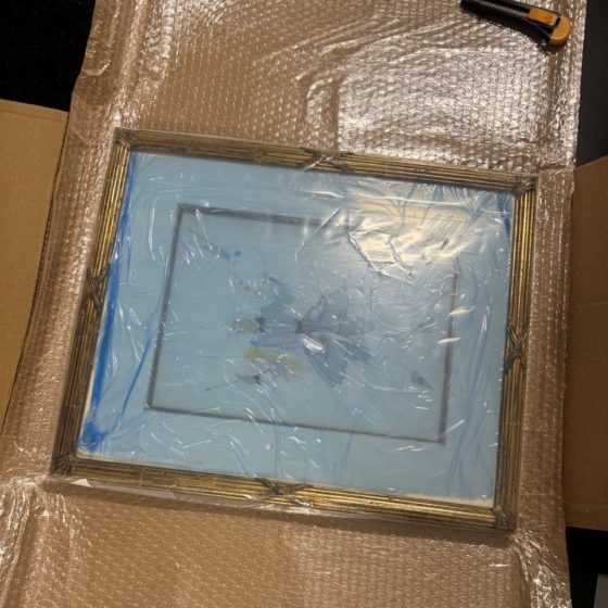 How to Ship Pictures: Main Dos and Don’ts for Beginners