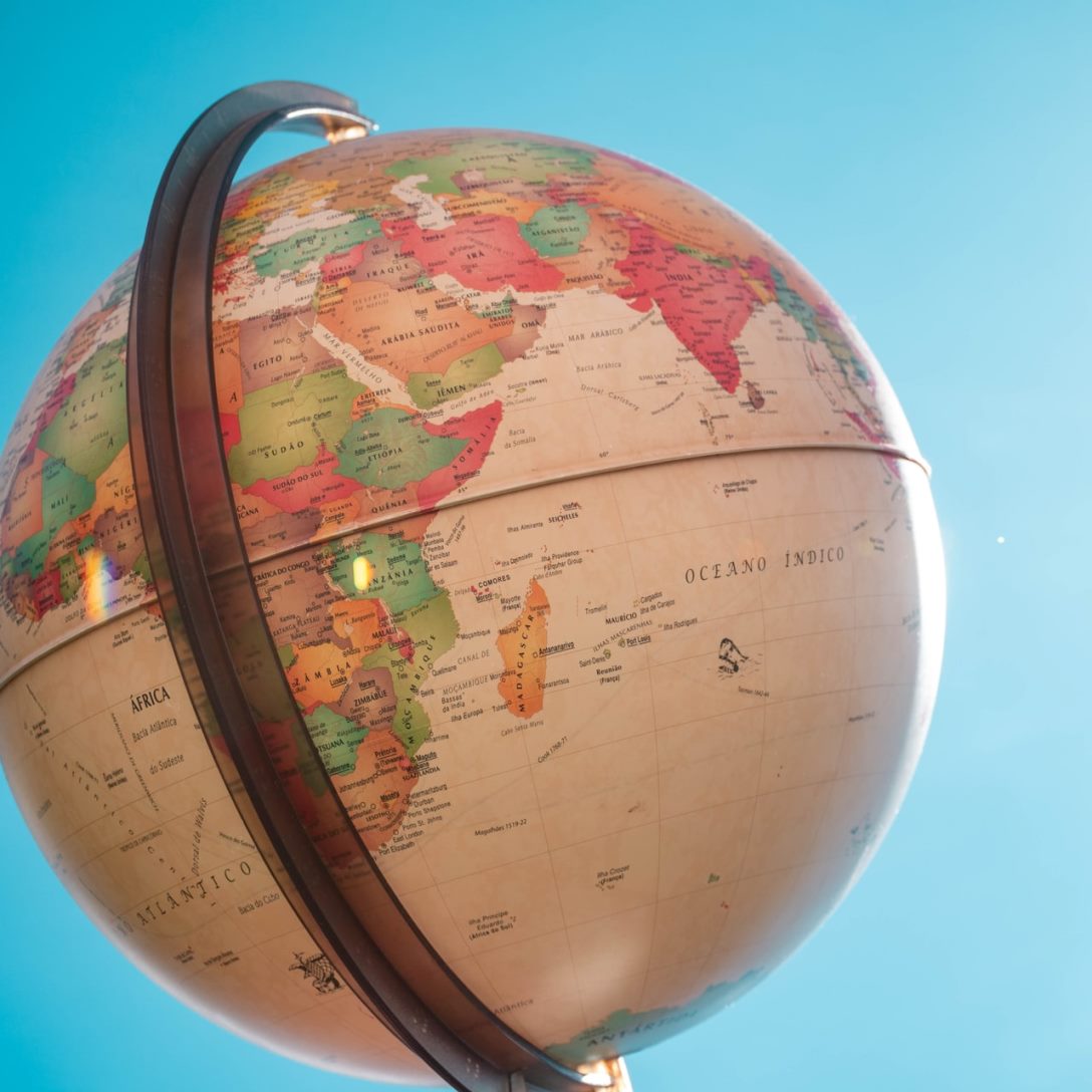 What You Should Pay Attention to When Shipping Artwork Overseas