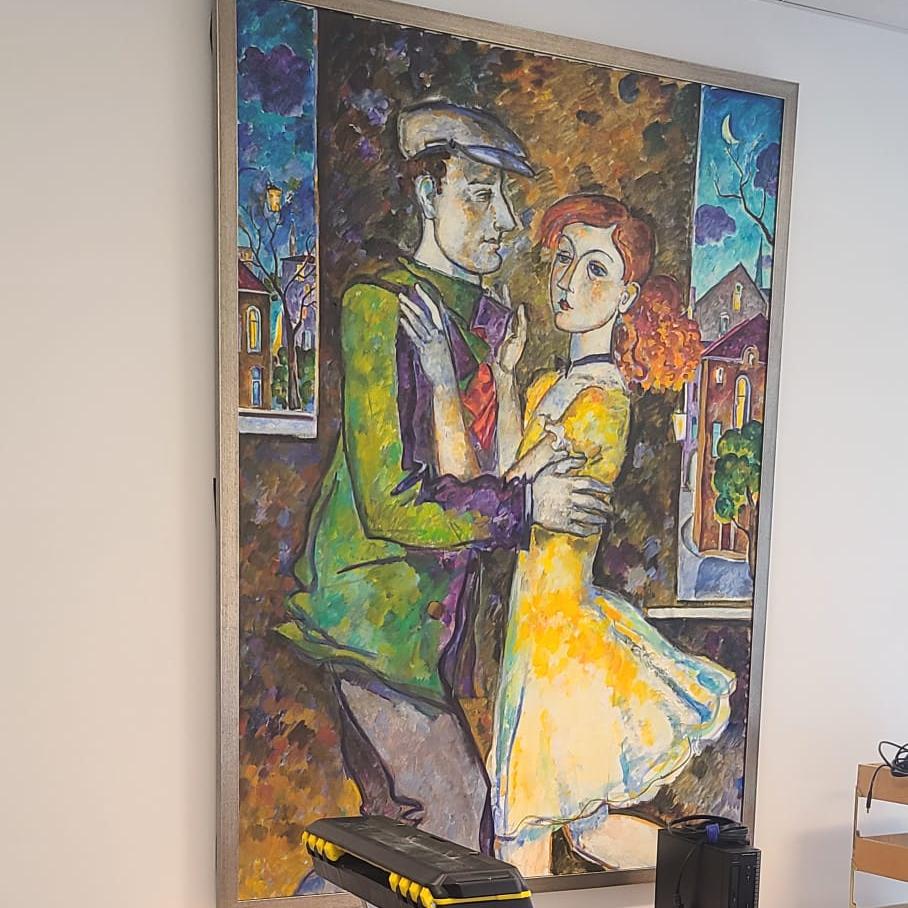 4 Don’ts of Moving Wall Art to a New House