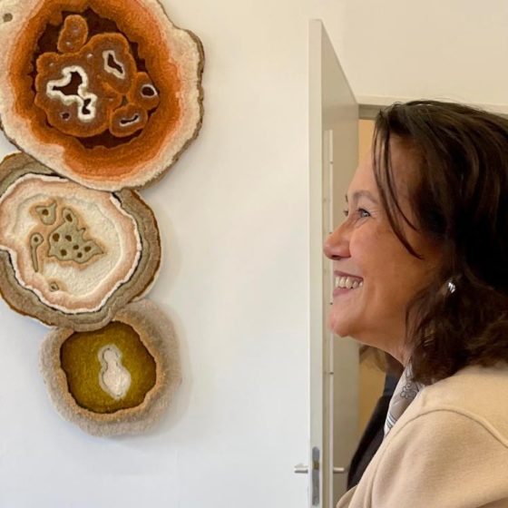 NL=US Art: Supporting Emerging Artists