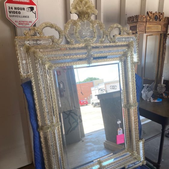 Shipping a Mirror from J. Garrett Auctioneers in Dallas