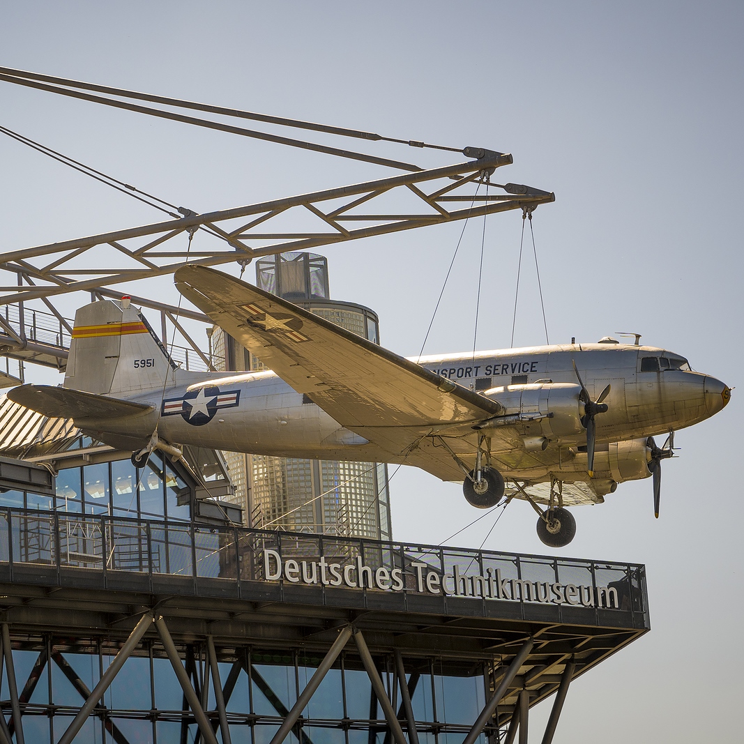 The Best Museums to See Antique Transport Around the World