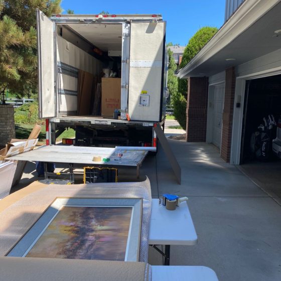 Art Shuttle Pickup and Delivery: Benefits over Standard Shipping