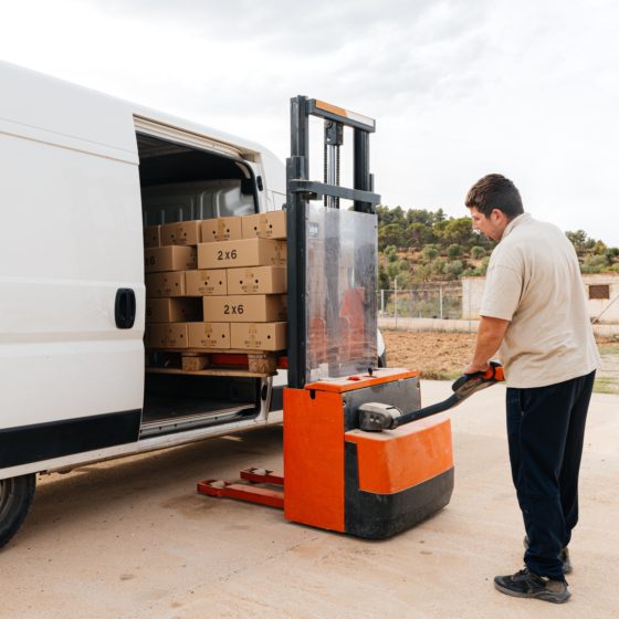 Professional Equipment & Machinery for a Smooth and Efficient Move in Australia