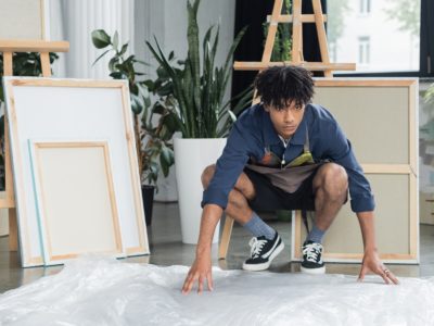 How to Pack Art for Shipping: 5 Expert Tips for Artists to Prevent Damage