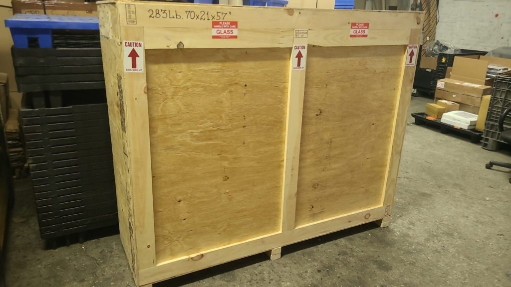 How to Build a Shipping Crate for Art? DIY vs. Expert Approach