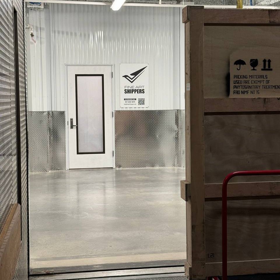 How Does Technology Transform Secure Storage for Paintings?