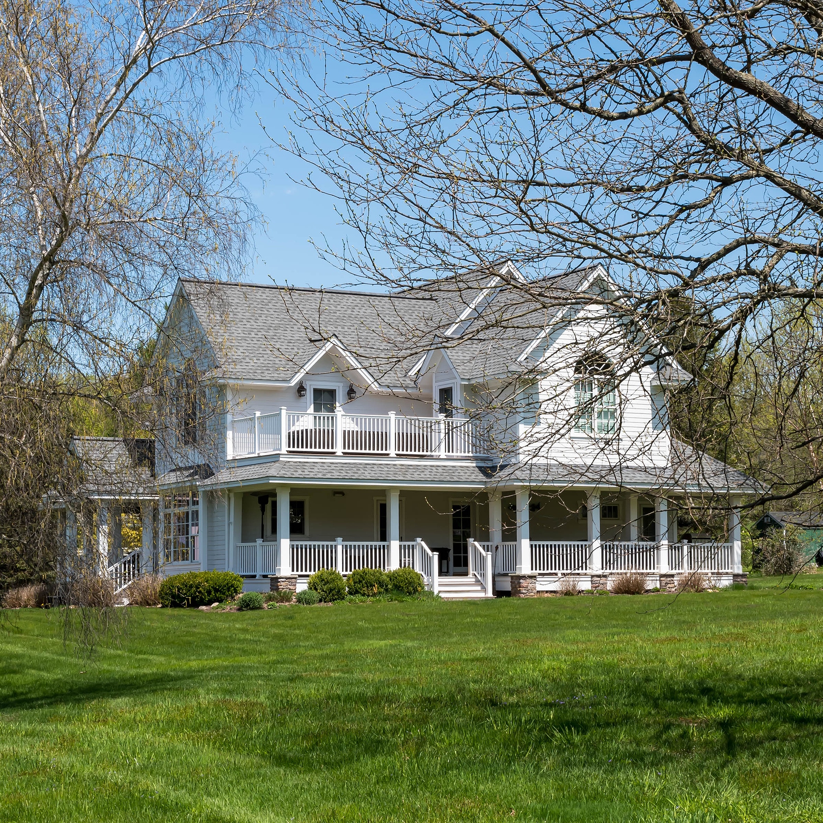How to Make the Outside of Your House Look More Expensive?
