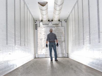 The Role of Mobile Refrigerated Trailers in Cold Chain Logistics