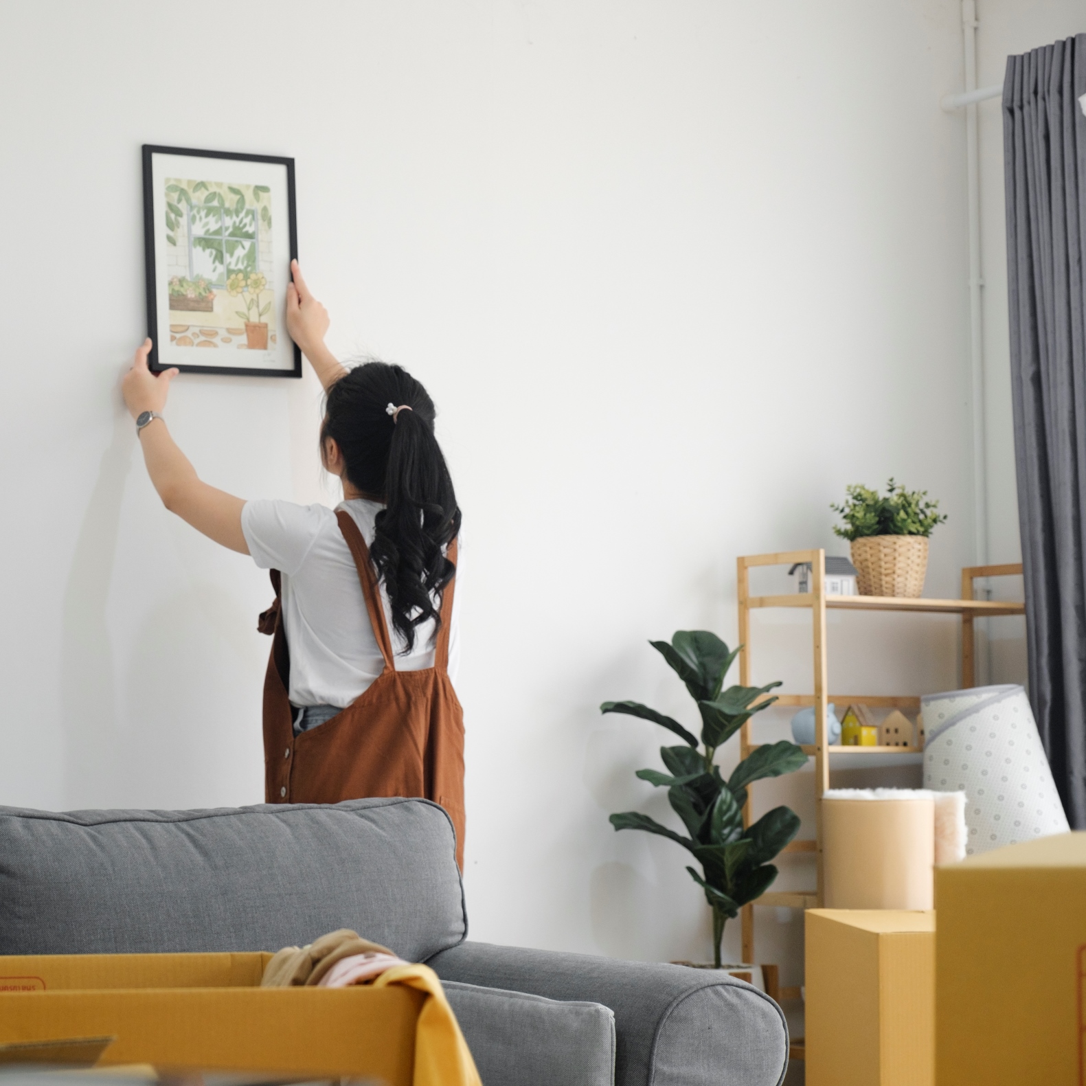 Tiny Apartments, Big Art: Space-Saving Hacks for Displaying Finished Kits